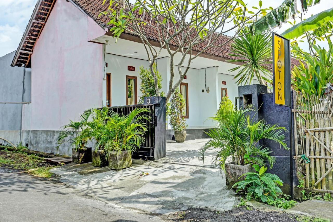 SPOT ON 91197 Pondok Rahayu Hotel Kerobokan  Bagian luar foto