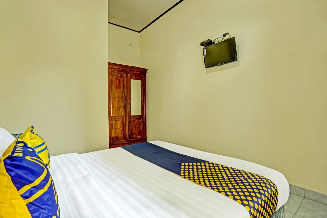 SPOT ON 91197 Pondok Rahayu Hotel Kerobokan  Bagian luar foto