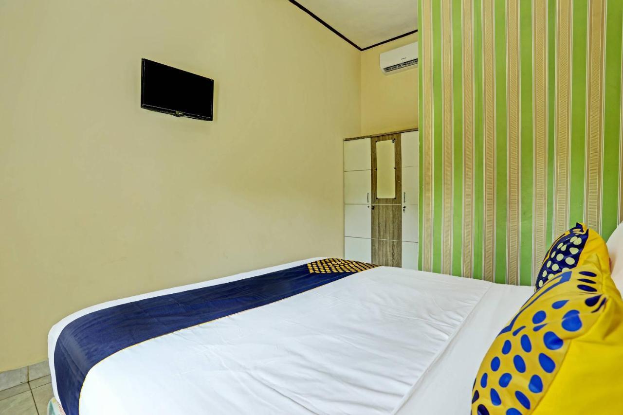 SPOT ON 91197 Pondok Rahayu Hotel Kerobokan  Bagian luar foto
