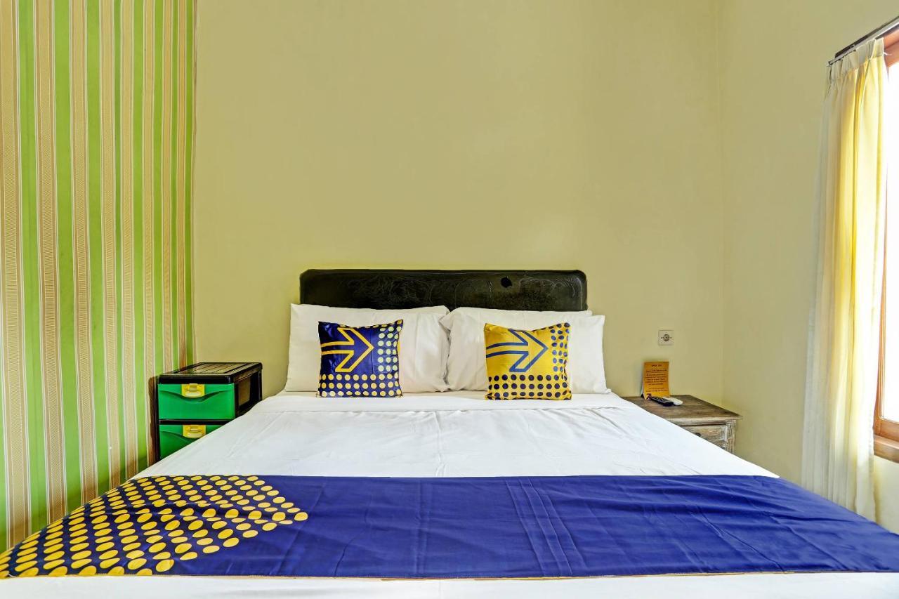 SPOT ON 91197 Pondok Rahayu Hotel Kerobokan  Bagian luar foto